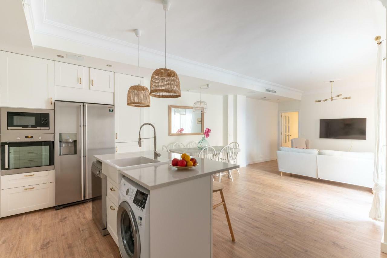Unique Homes Setas, Plaza De San Pedro 6 Pax *